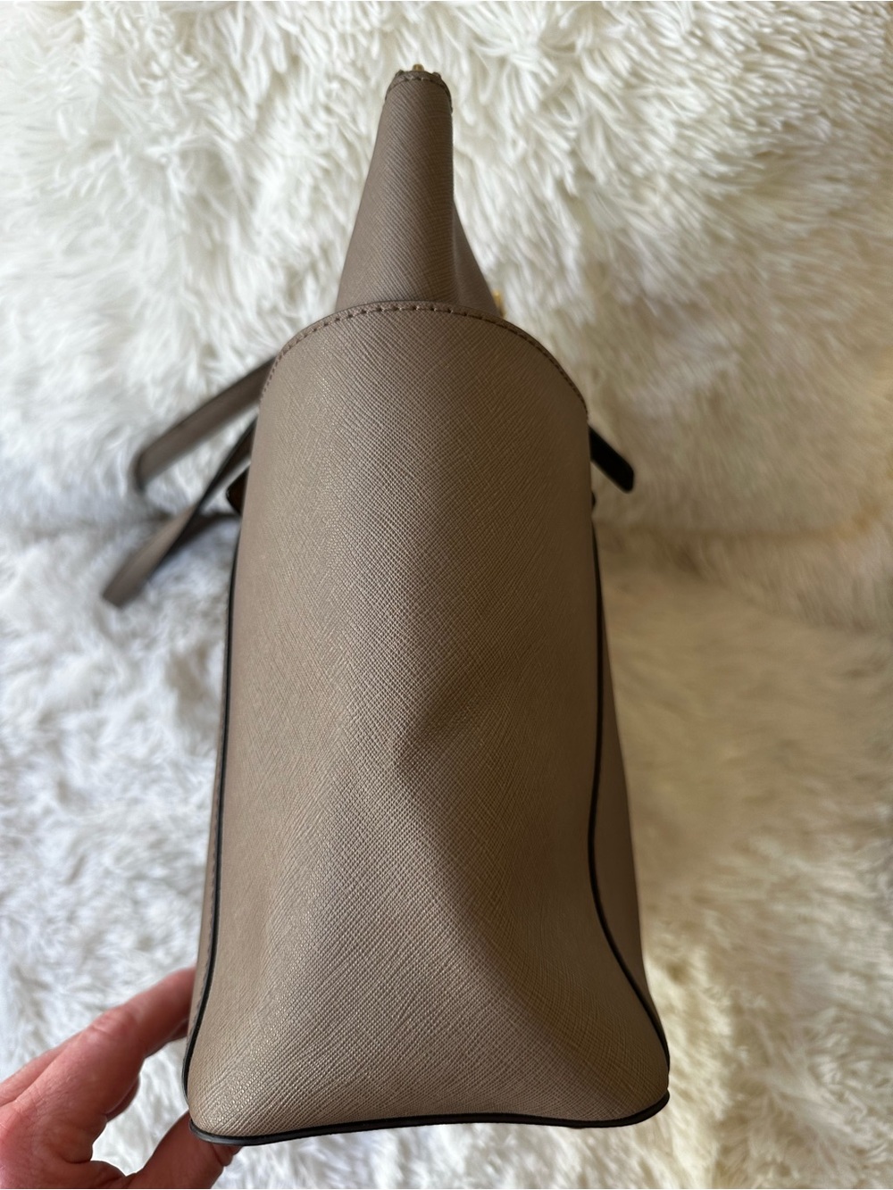 Michael Kors Jet Set Travel Large Taupe Saffiano Leather Tote Bag Gold Hardware - Picture 6 of 15